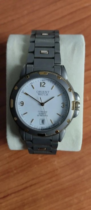 Reloj Orient Titanium Quartz