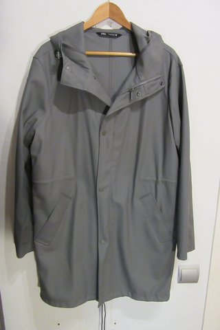 Chubasquero Gris Zara Talla L