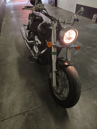 Suzuki Intruder