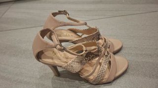 Sandalias de tacón Unisa