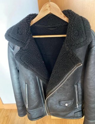 Cazadora Zara Polipiel Negra
