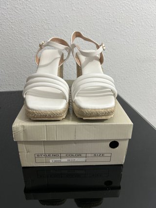 Sandalias de tacón con plataforma
