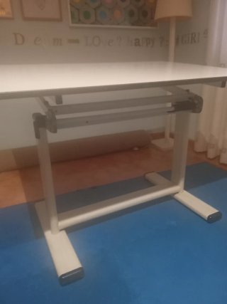 Mesa de dibujo o diseño blanca