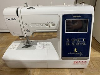 Máquina de coser y bordar Brother M280D Disney