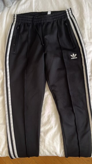 Pantalón de chándal adidas negro