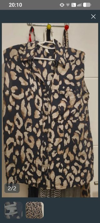 Blusa sin mangas estampado animal