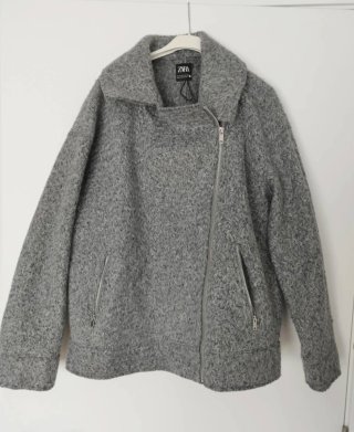 Abrigo corto Zara gris talla S