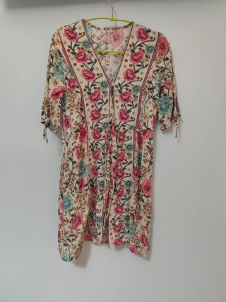 Vestido corto playero estampado