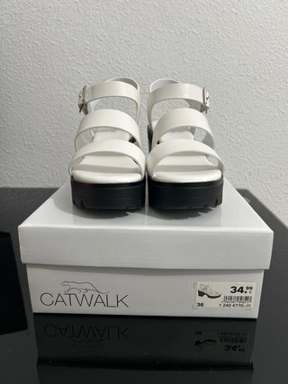Sandalias de tacón Catwalk blancas