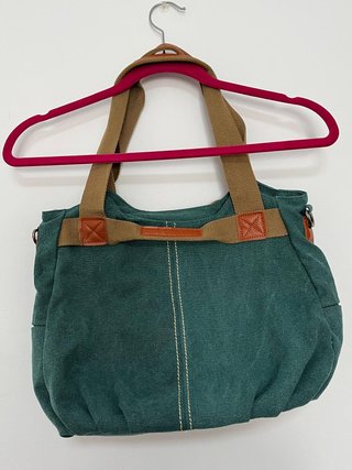 Bolso Multibolsillos de Gran Capacidad. Verde.