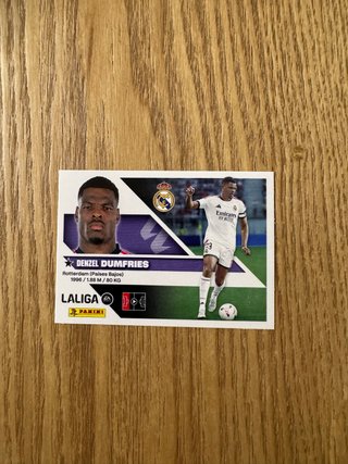Cromo Denzel Dumfries Últimos fichajes 2026-27