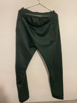 Pantalón deportivo Nike verde