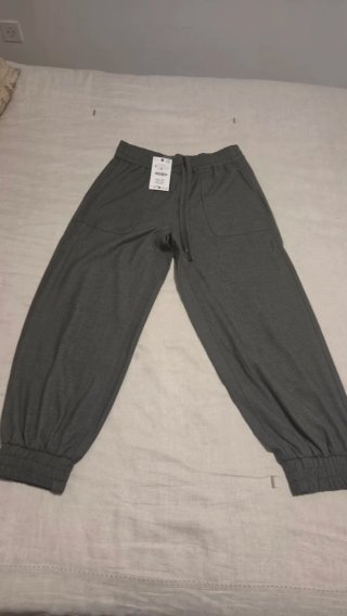 Pantalón de puño Zara  Talla M