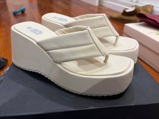 Sandalias de Plataforma Blancas Bosanova