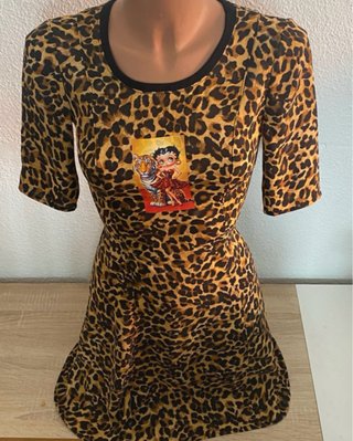 Vestido Animal Print con Betty Boop