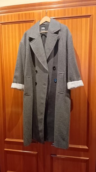 Abrigo Zara Gris Talla L