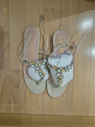 Sandalias Cortefiel con Pedrería