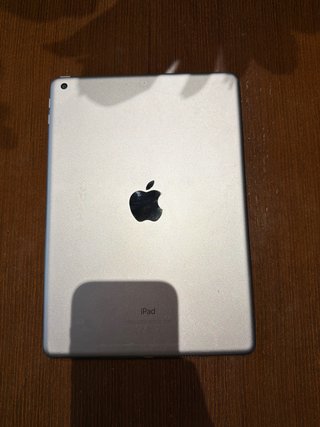 iPad 6ª generación 32GB Plateado