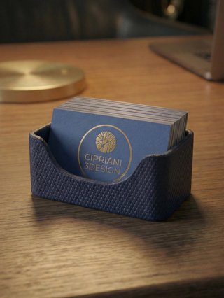 Tarjetero de escritorio azul