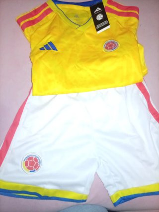 Equipación Selección Colombia mundial. Niño.Talla: