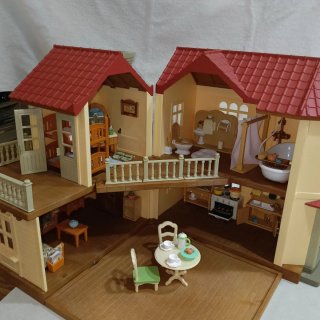 Casa de Luces Sylvanian Families con Accesorios
