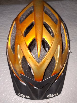 Casco de Bicicleta Giro Dorado