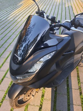 Honda PCX 125cc Negra (2023)