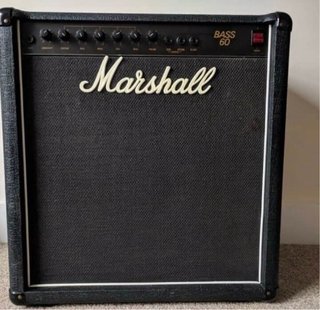 Amplificador de Bajo Marshall Bass 60