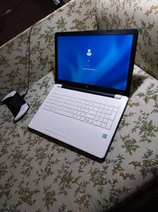 Portátil HP 250 G6 con SSD