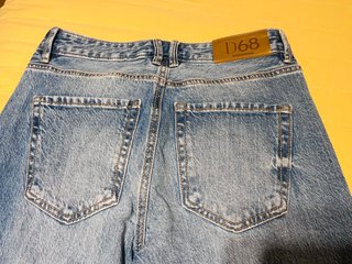 Vaqueros Stradivarius D68, bootcut.