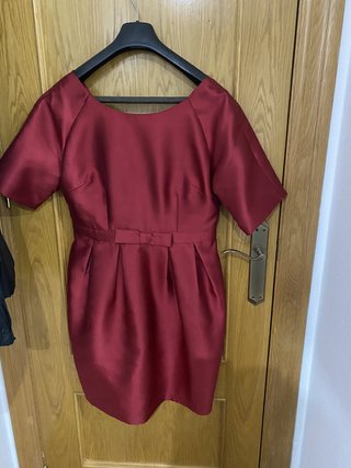 Vestido Rojo de Raso Talla  44