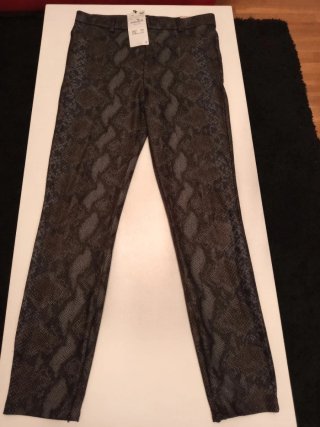 Pantalón estampado animal print talla M