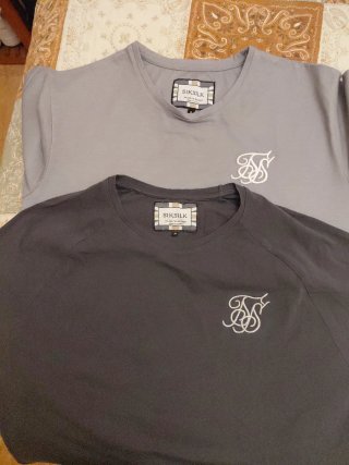 2 Camisetas SikSilk Talla M 7 e cada una