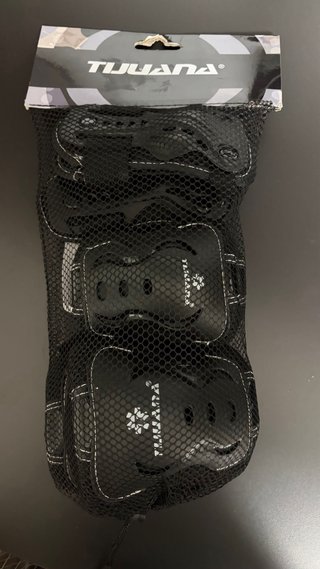 Set de Protecciones Patinaje Tijuana Negro XS/S