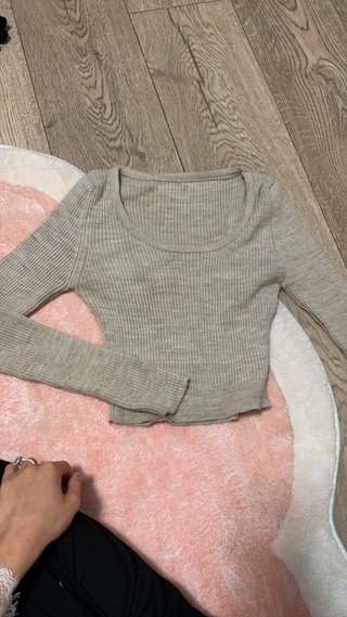 Blusa de canalé beige