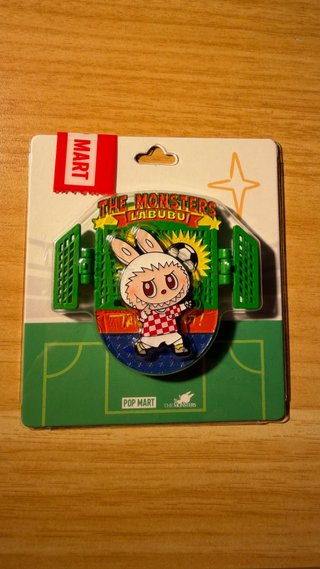 Pin The Monsters x FIFA Labubu Portero