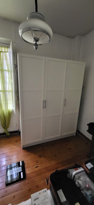 Armario de dormitorio blanco de 3 puertas