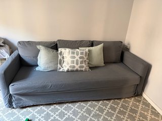Sofá cama IKEA Friheten gris / naranja - mudanza