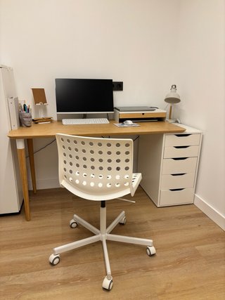 Escritorio de 140x65 con Cajonera y Silla