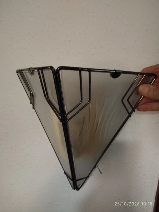 Lámpara de pared de cristal y metal negro