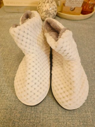 Zapatillas de estar por casa blancas