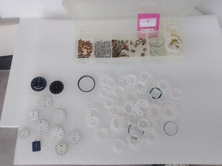 CAJA DE FORNITURA RELOJERIA