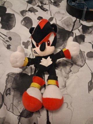 Peluche Shadow the Hedgehog