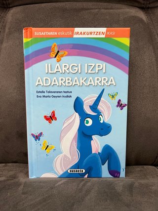 Libro Ilargi izpi adarbakarra. Liburua euskara