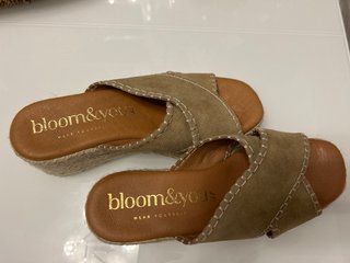 Sandalias de cuña bloom&you