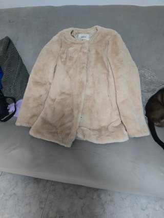 Abrigo de pelo Stradivarius Beige Talla S
