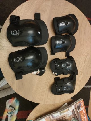 Set de Protecciones Oxelo (Rodilleras, Coderas)