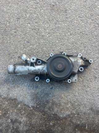 Bomba de agua para Mercedes Benz CLC