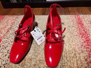 Zapatos de Charol Rojos
