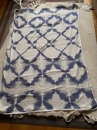Pañuelo Blanco y Azul Estampado